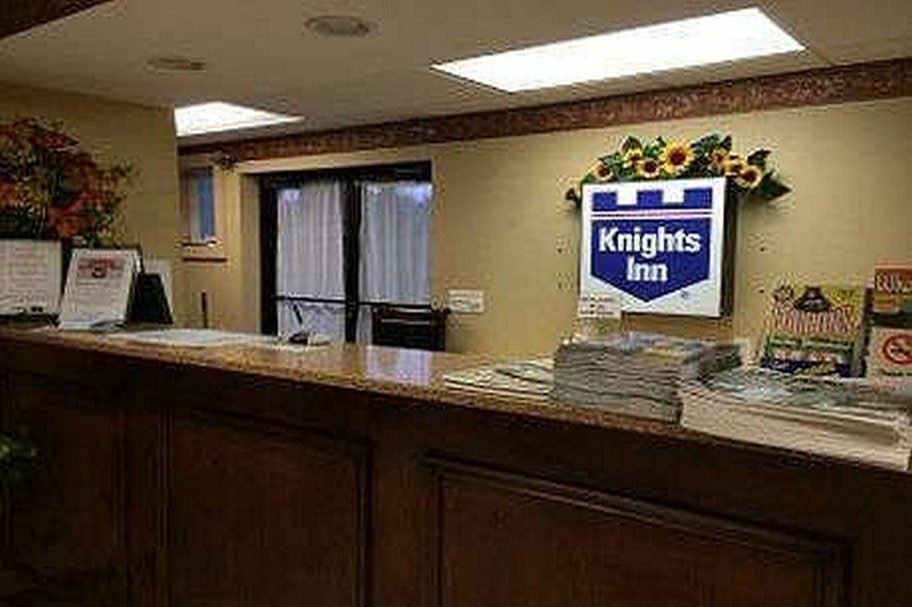 Knights Inn Newport Exterior photo
